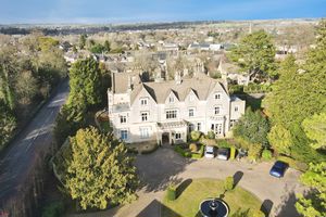 Photo 9- click for photo gallery